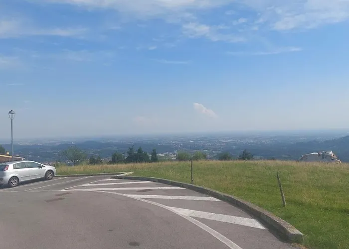 Zia Cherubina Apartment Colle Brianza