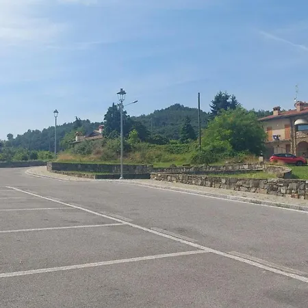 Zia Cherubina Lejlighed *